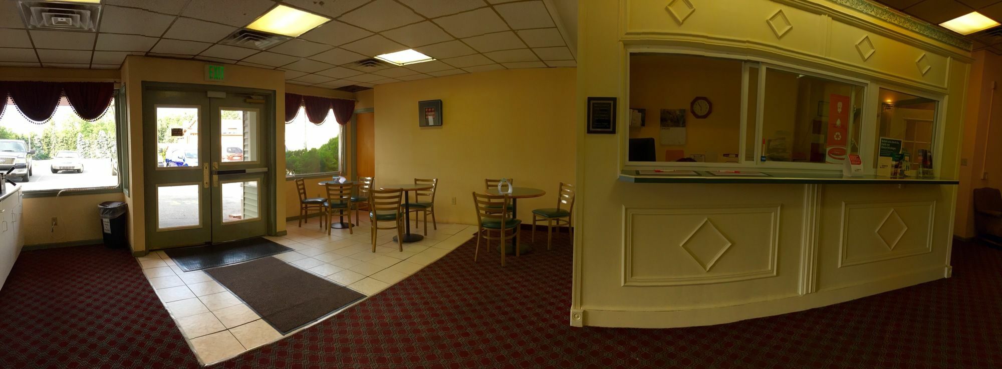 Quality Inn Airport Reading Exterior photo